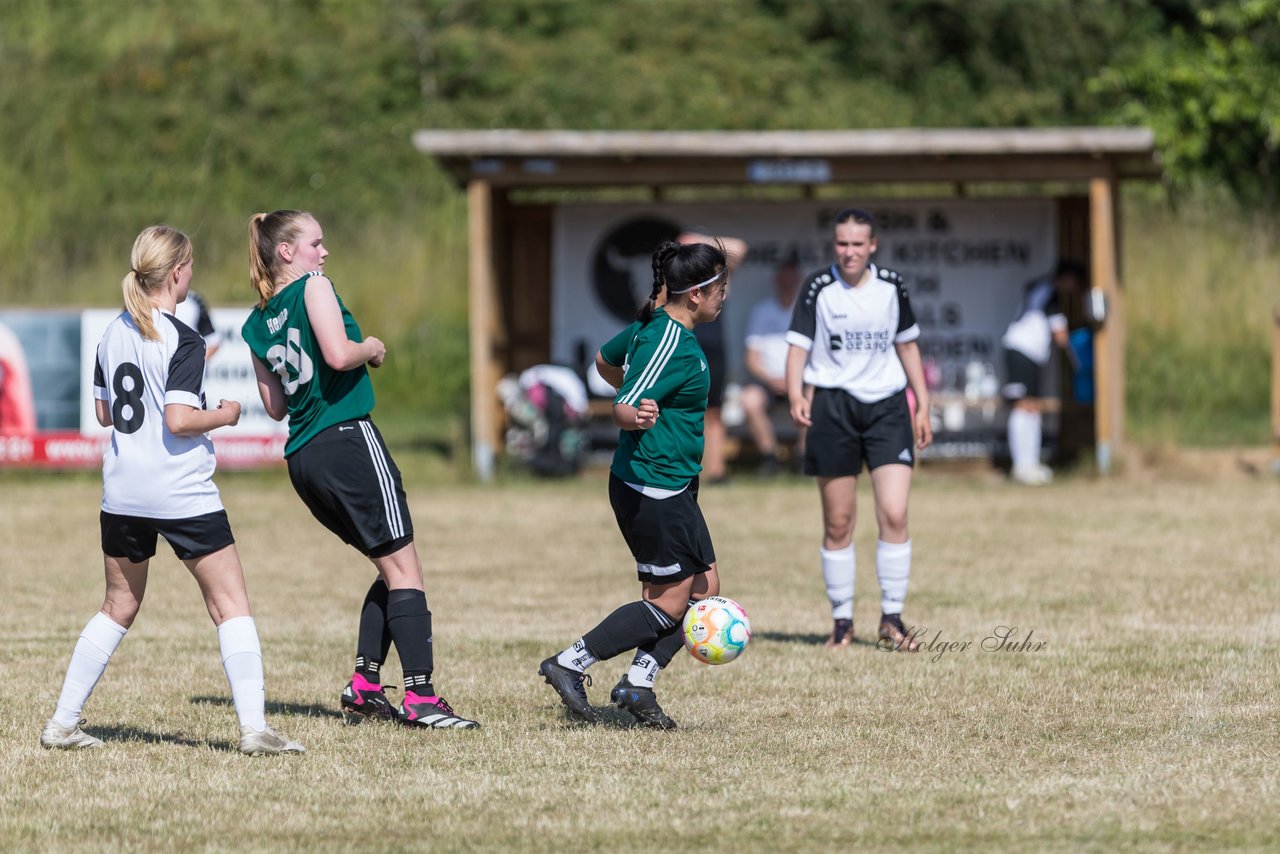 Bild 300 - wBJ TuRa Meldorf/Buesum - JFV Luebeck : Ergebnis: 1:0